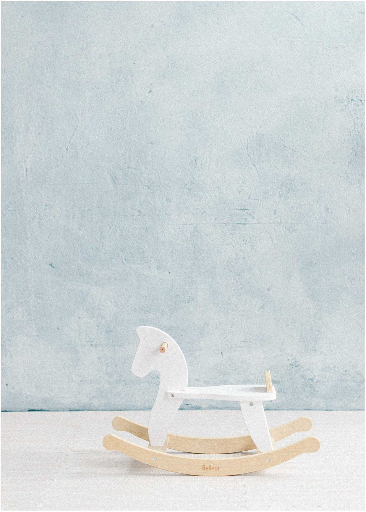 Photographers, parents, planners—this studio update is for you. Rent the space, book a session, or just come see what’s new (including that dress).