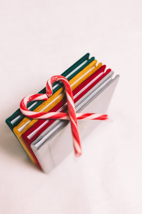 If grandparents could pick their own gift, it would be this. Find out why pocket books are the ultimate heirloom photography product.